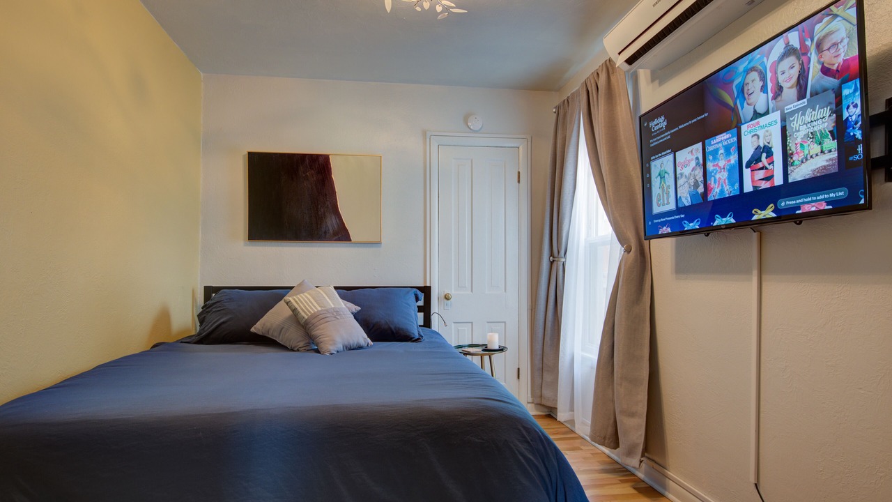Photo of Bedroom in Central Colorado Springs