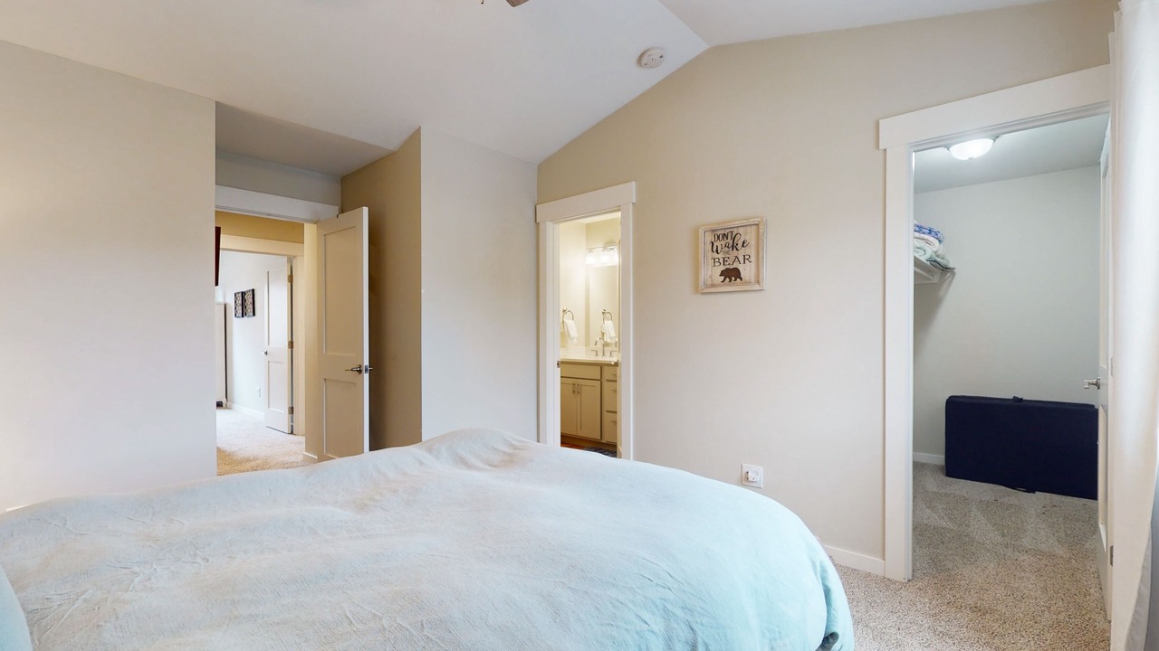 Photo of Bedroom in Gypsum