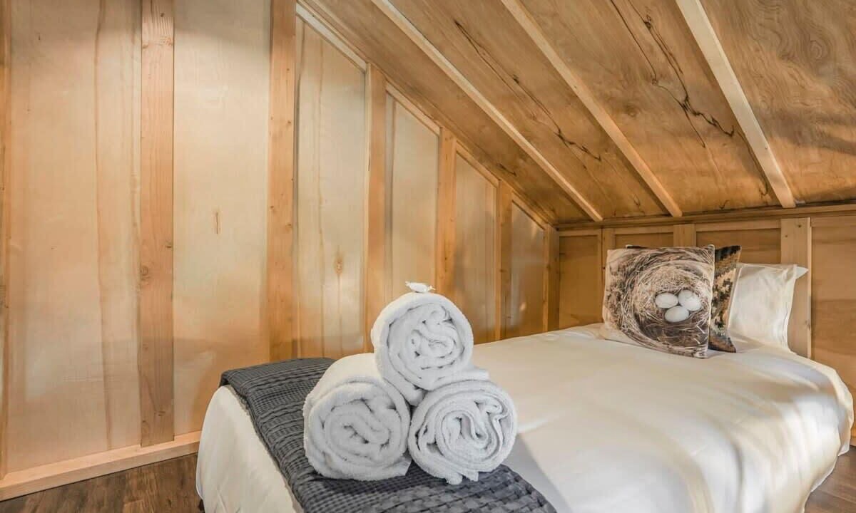 Photo of Bedroom in Larkspur