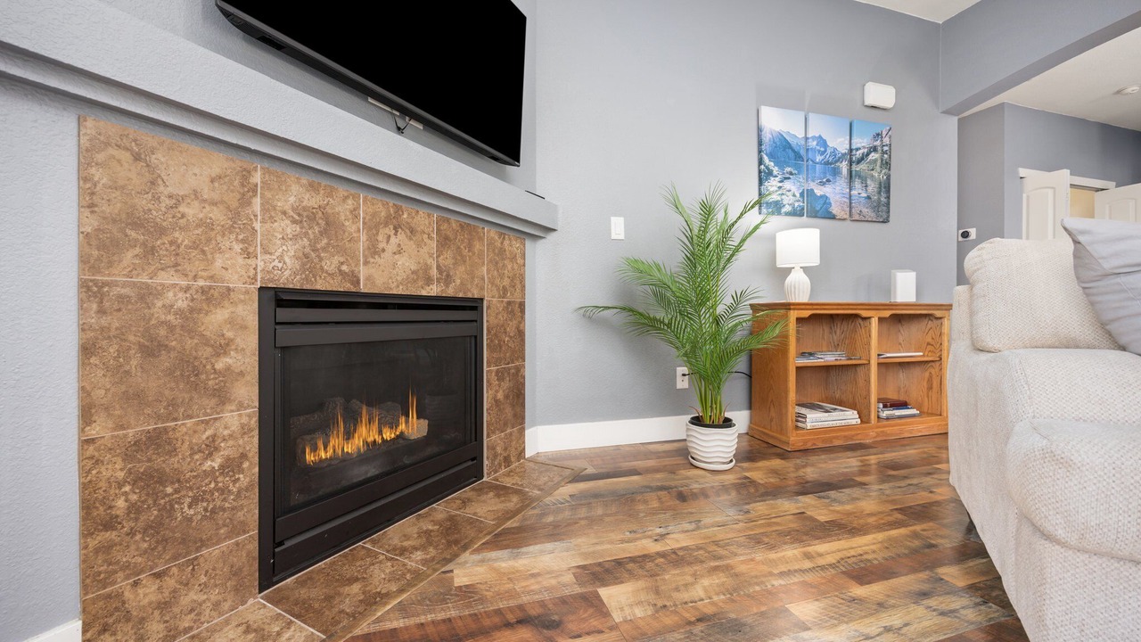 Photo of Livingroom in Centerra