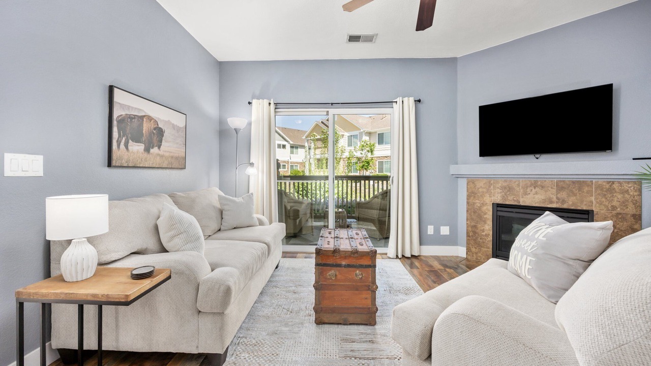 Photo of Livingroom in Centerra