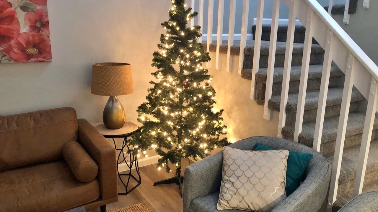 Photo of Livingroom in Aurora