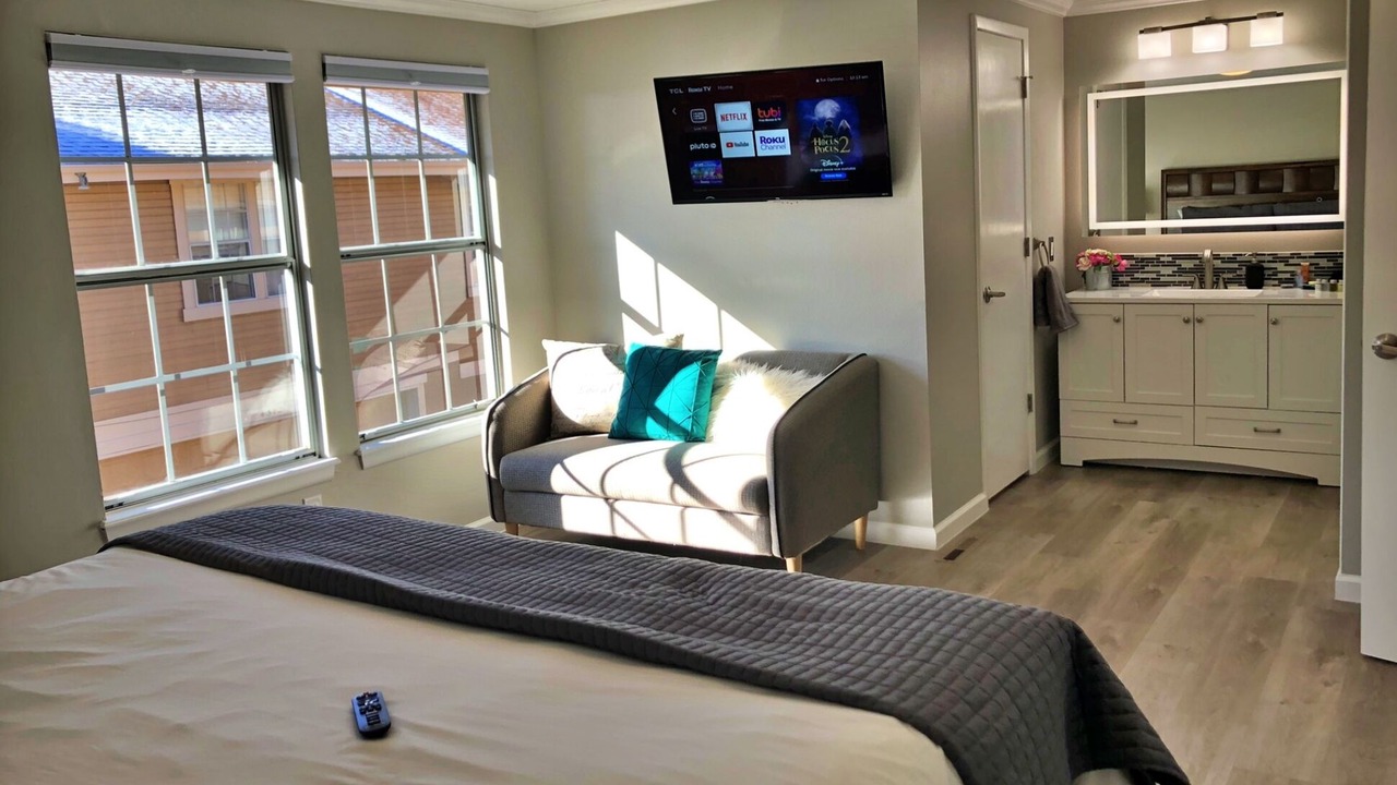 Photo of Bedroom in Aurora