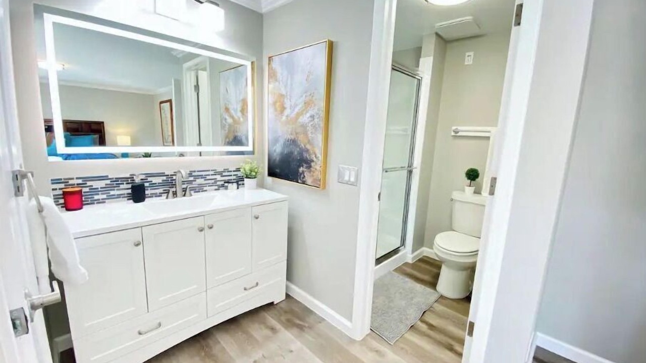 Photo of Bathroom in Aurora