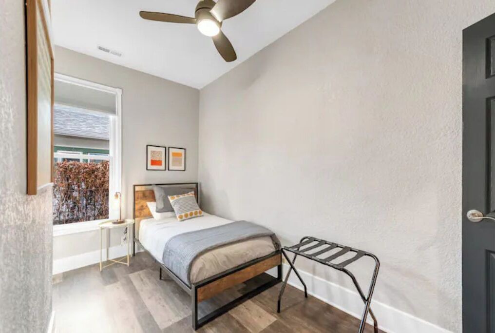 Photo of Bedroom in Edgewater