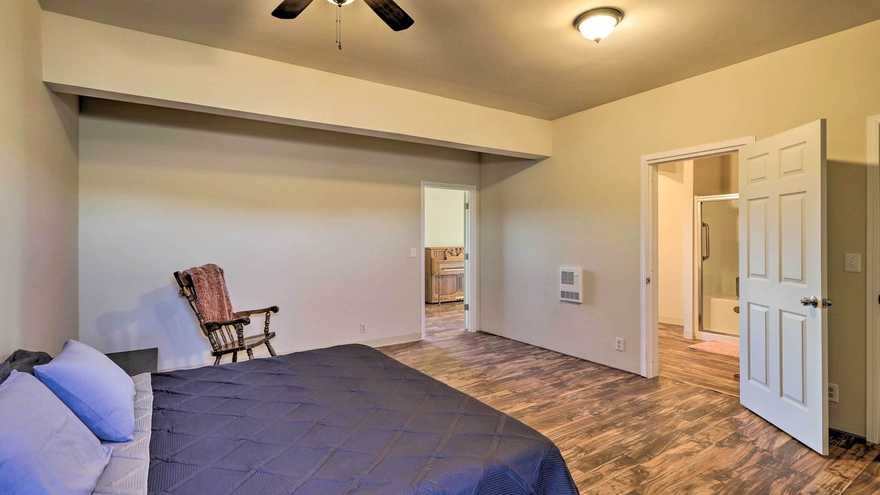 Photo of Bedroom in Del Norte