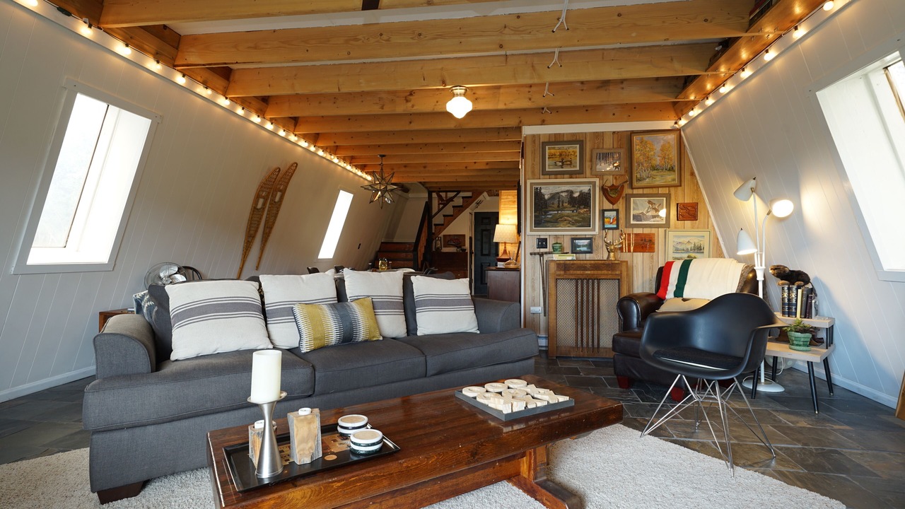 Photo of Livingroom in Stagetop