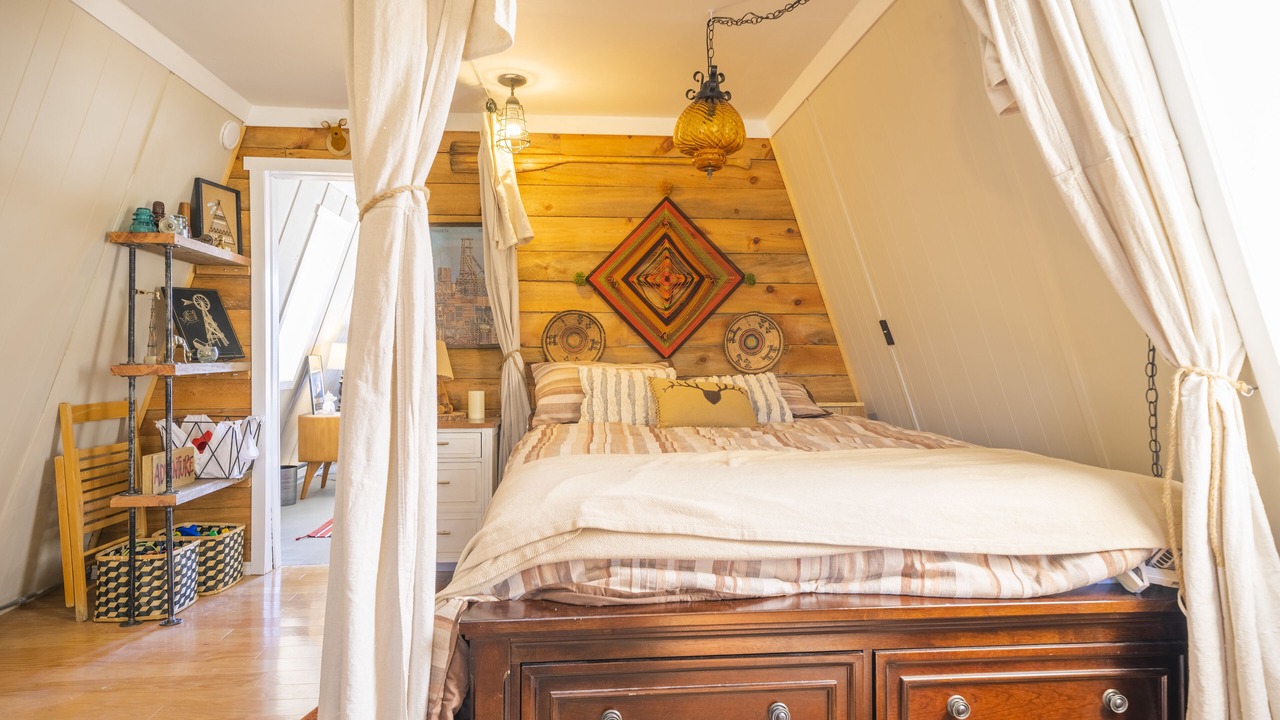 Photo of Bedroom in Stagetop