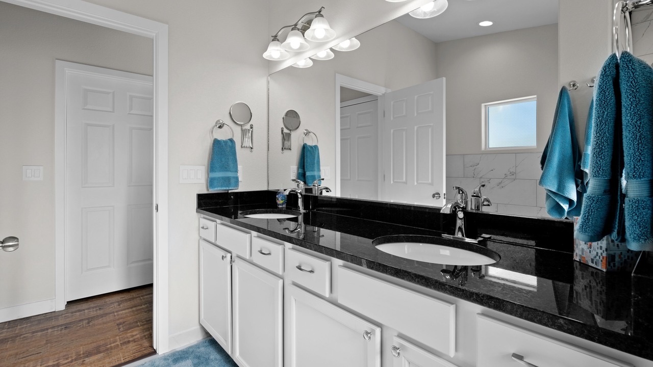 Photo of Bathroom in Woodland Park