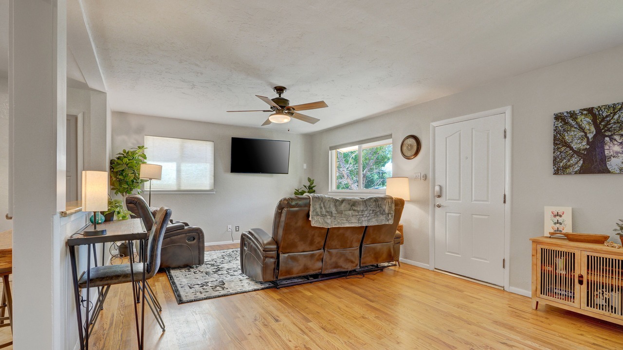 Photo of Livingroom in West Colorado Springs