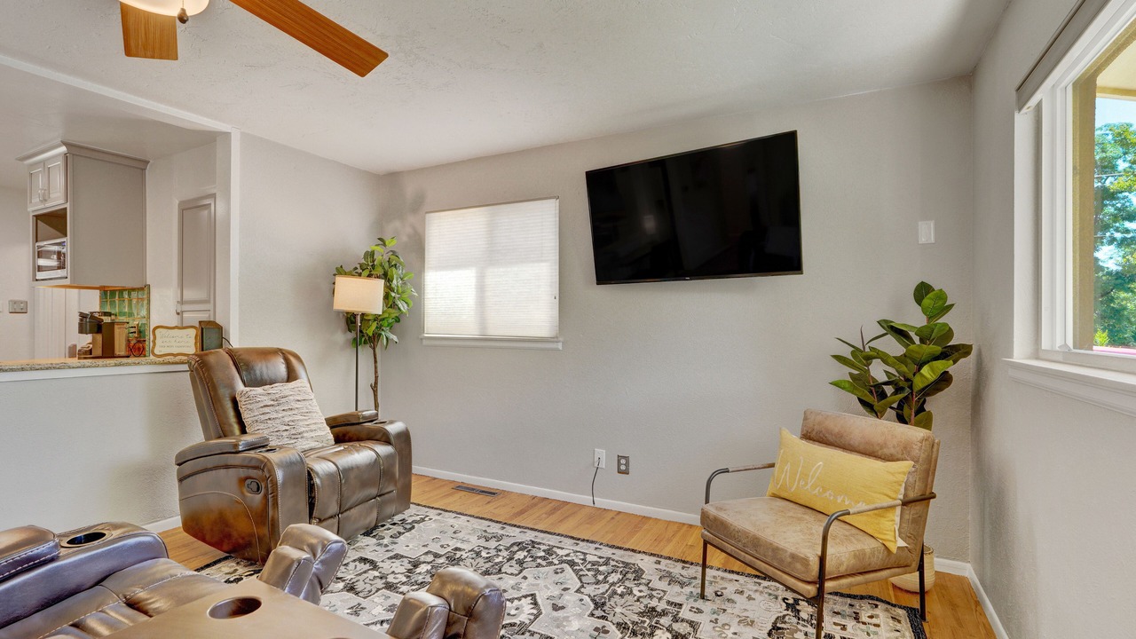 Photo of Livingroom in West Colorado Springs