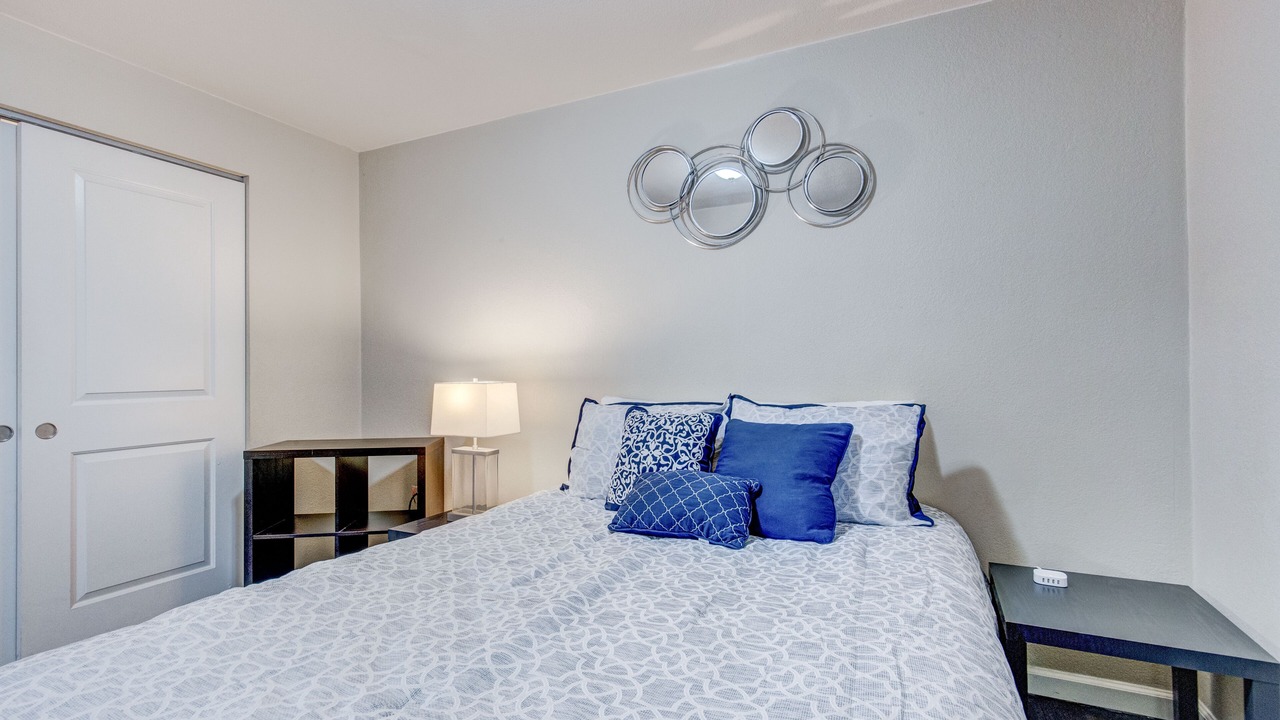 Photo of Bedroom in Lakewood