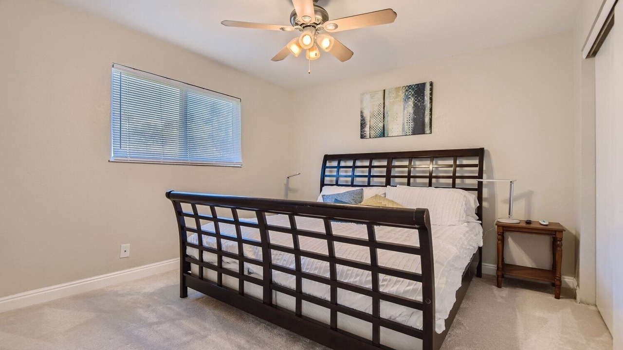Photo of Bedroom in Castlewood