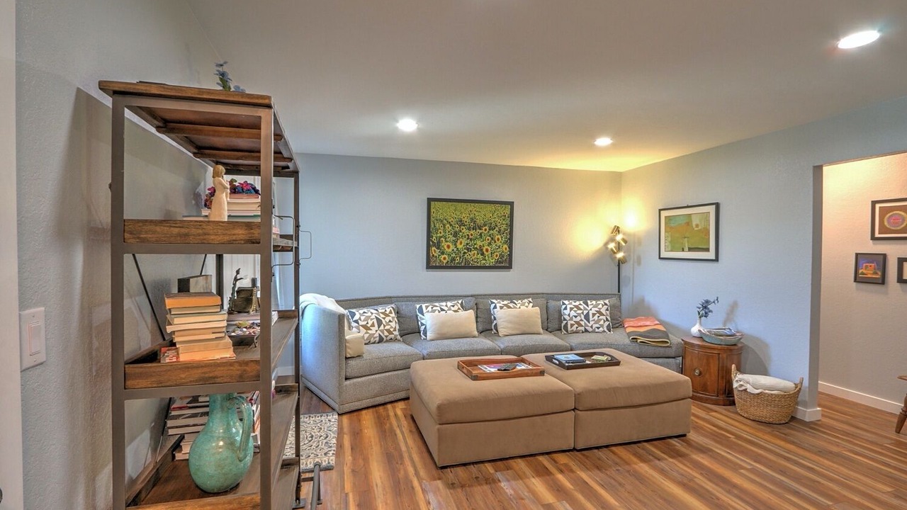 Photo of Bedroom in Carbondale