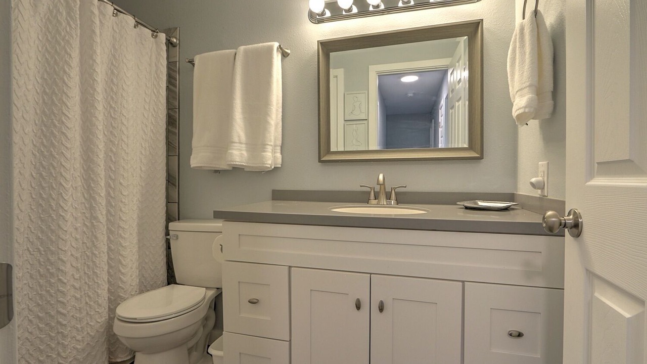 Photo of Bathroom in Carbondale