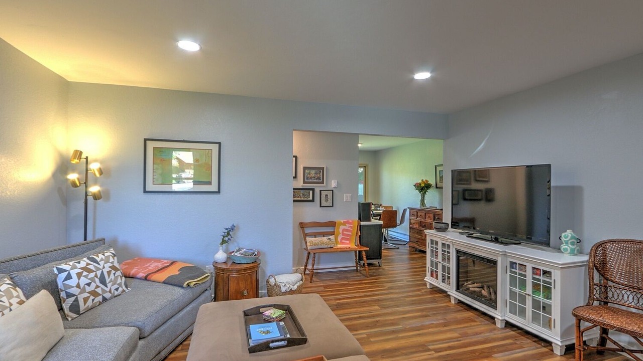 Photo of Livingroom in Carbondale