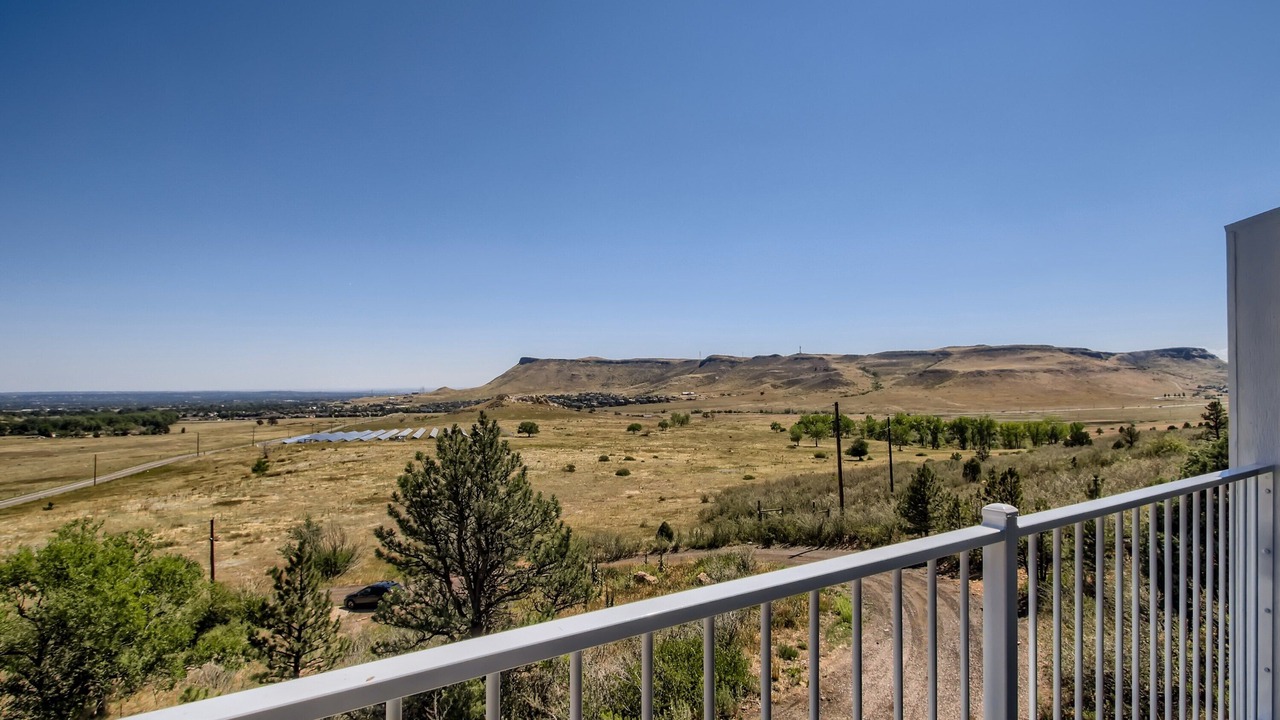 Photo of Outdoor in Golden