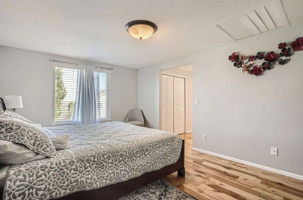 Photo of Bedroom in Aurora