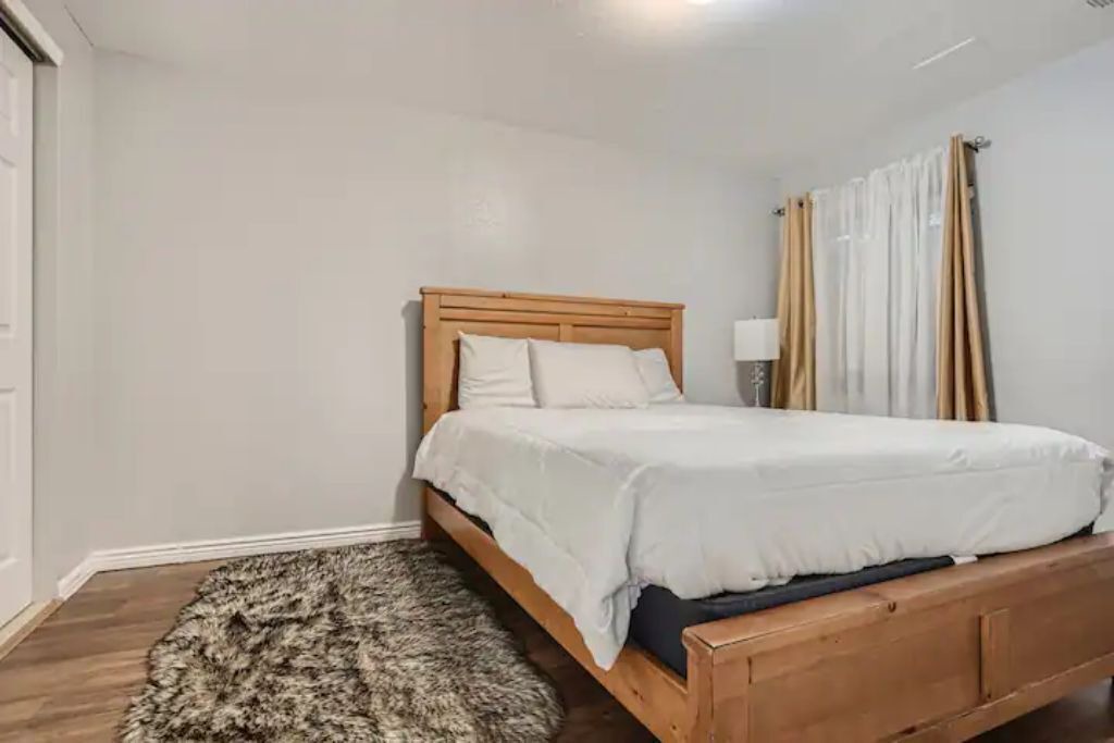 Photo of Bedroom in Aurora