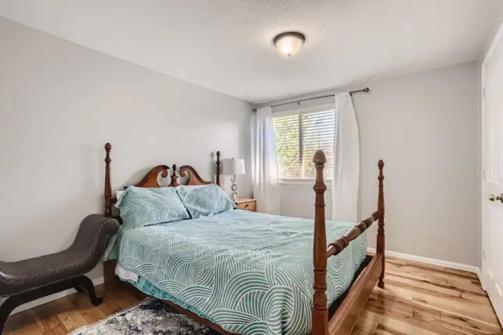 Photo of Bedroom in Aurora