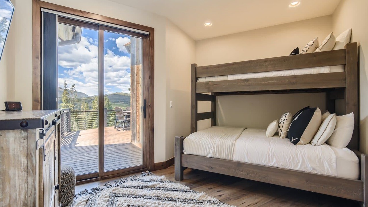 Photo of Bedroom in The Highlands