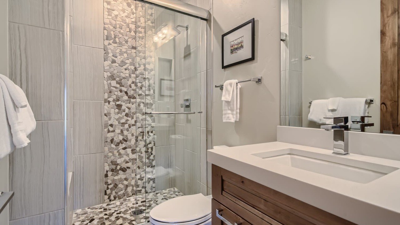 Photo of Bathroom in The Highlands