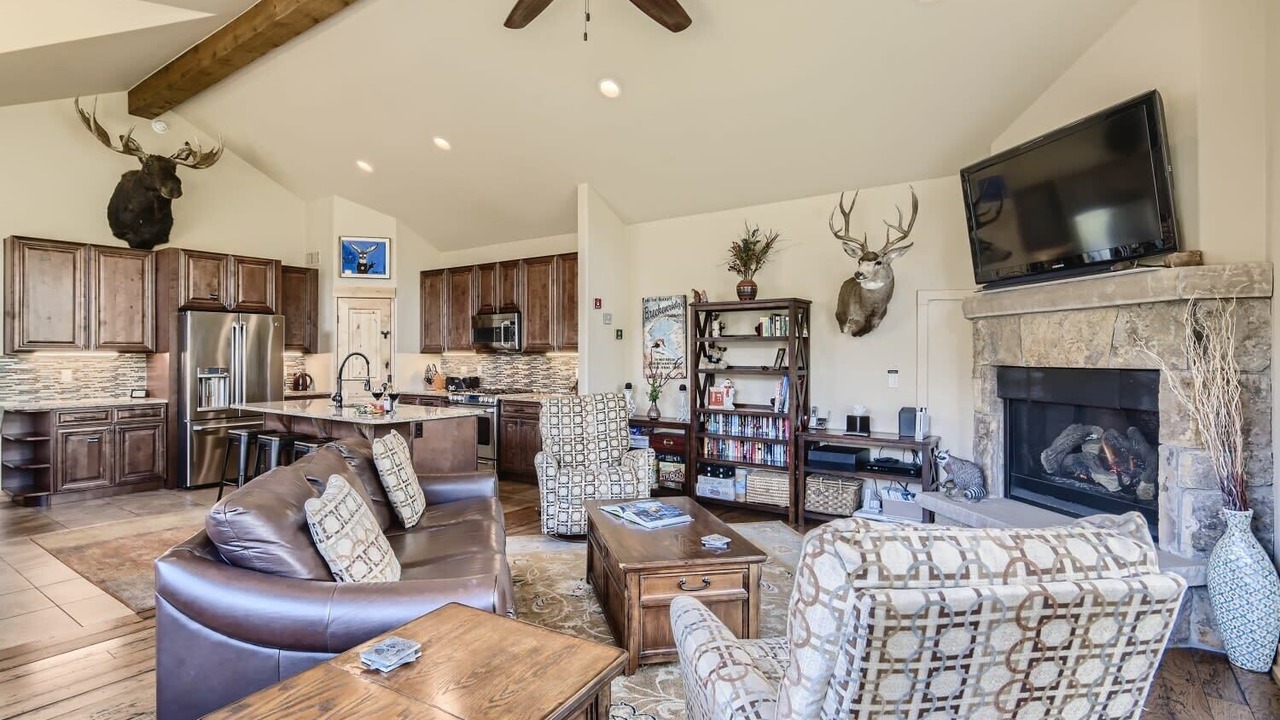 Photo of Livingroom in Warrior's Mark