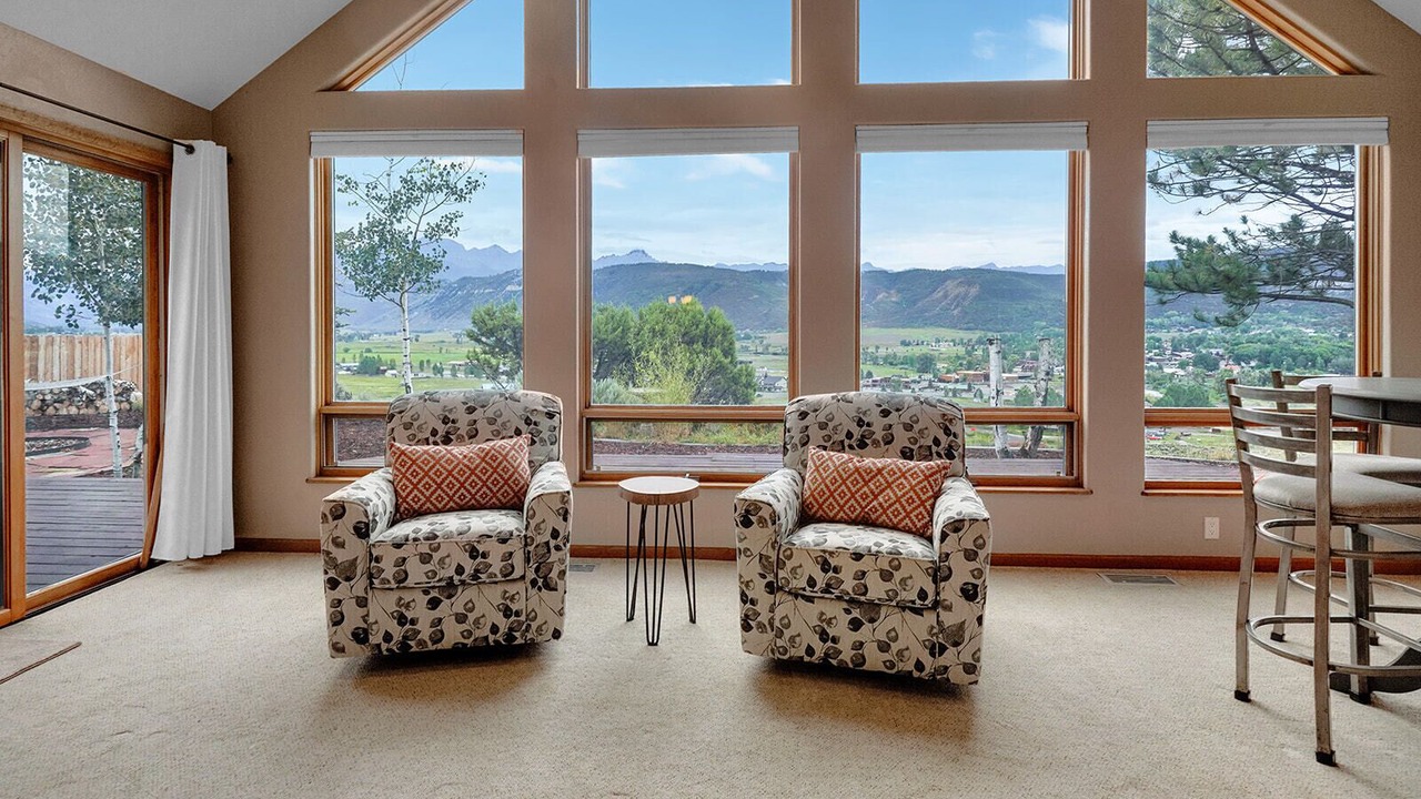 Photo of Livingroom in Ridgway
