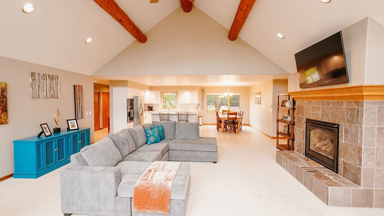 Photo of Livingroom in Ridgway