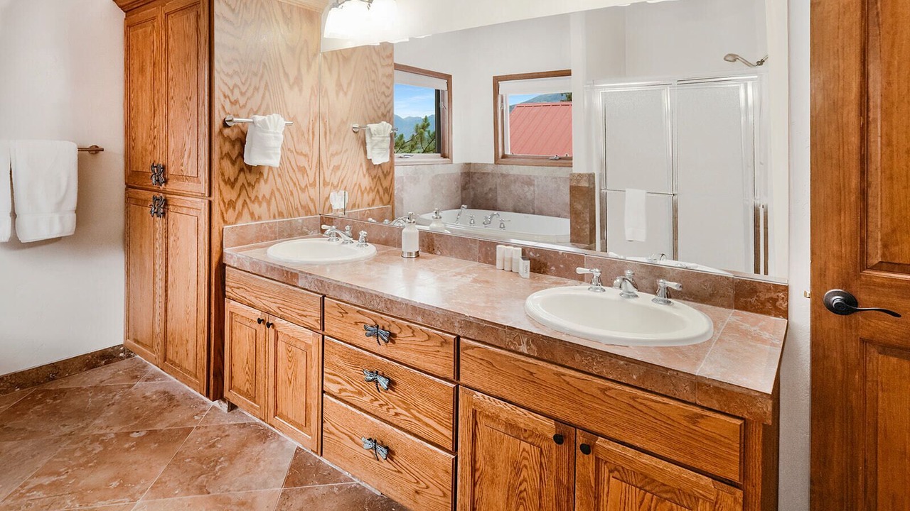 Photo of Bathroom in Ridgway