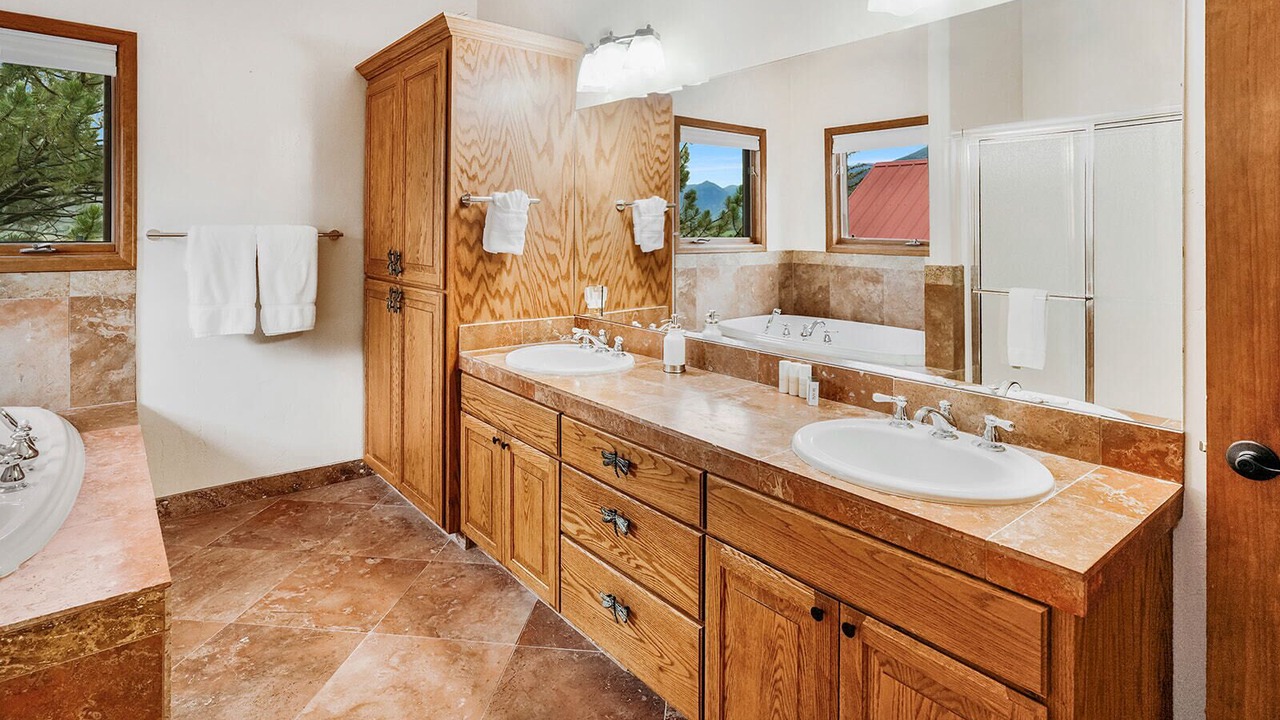 Photo of Bathroom in Ridgway