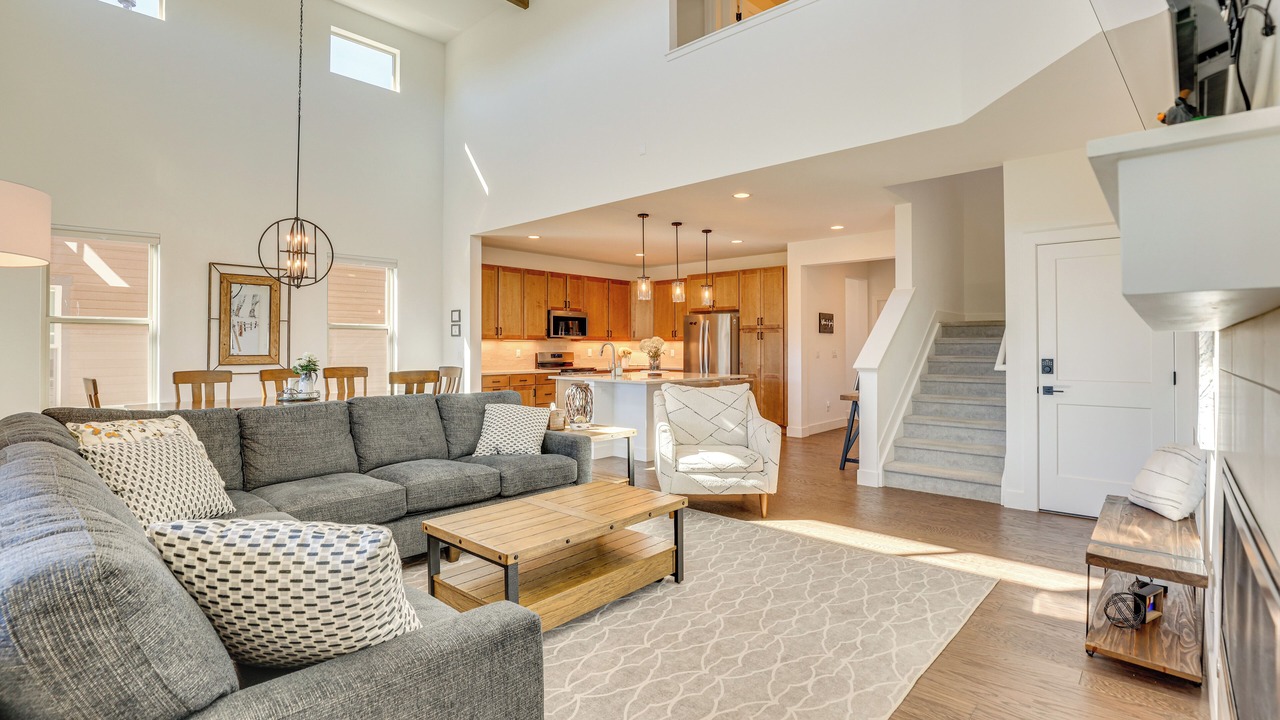 Photo of Livingroom in Grand Elk Ranch