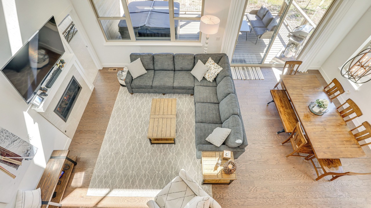 Photo of Livingroom in Grand Elk Ranch