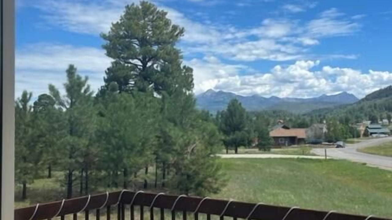 Photo of Patio Balcony in Lake Hatcher Park