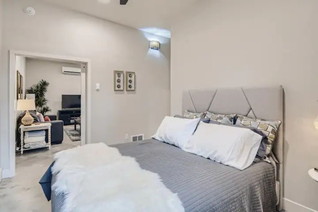 Photo of Bedroom in Old North End