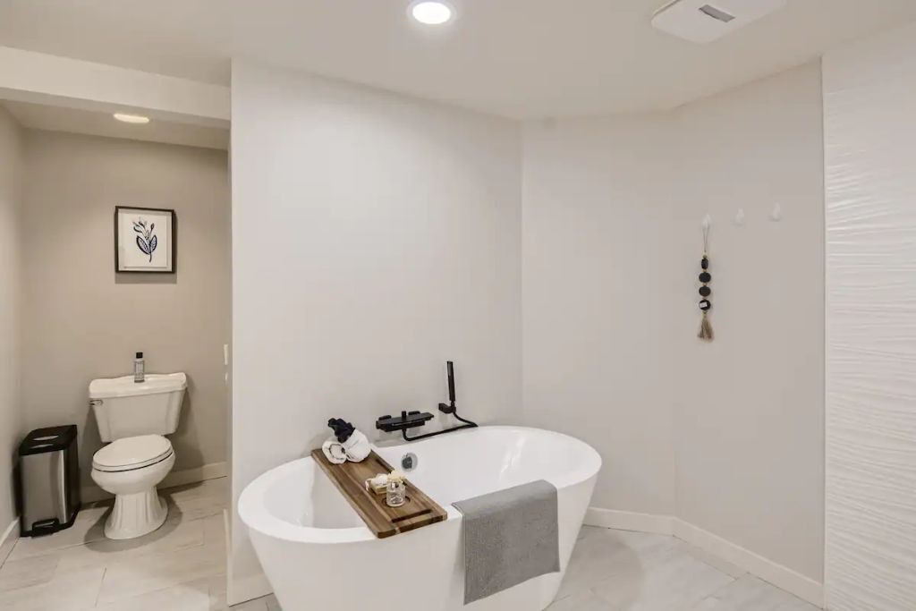 Photo of Bathroom in Old North End