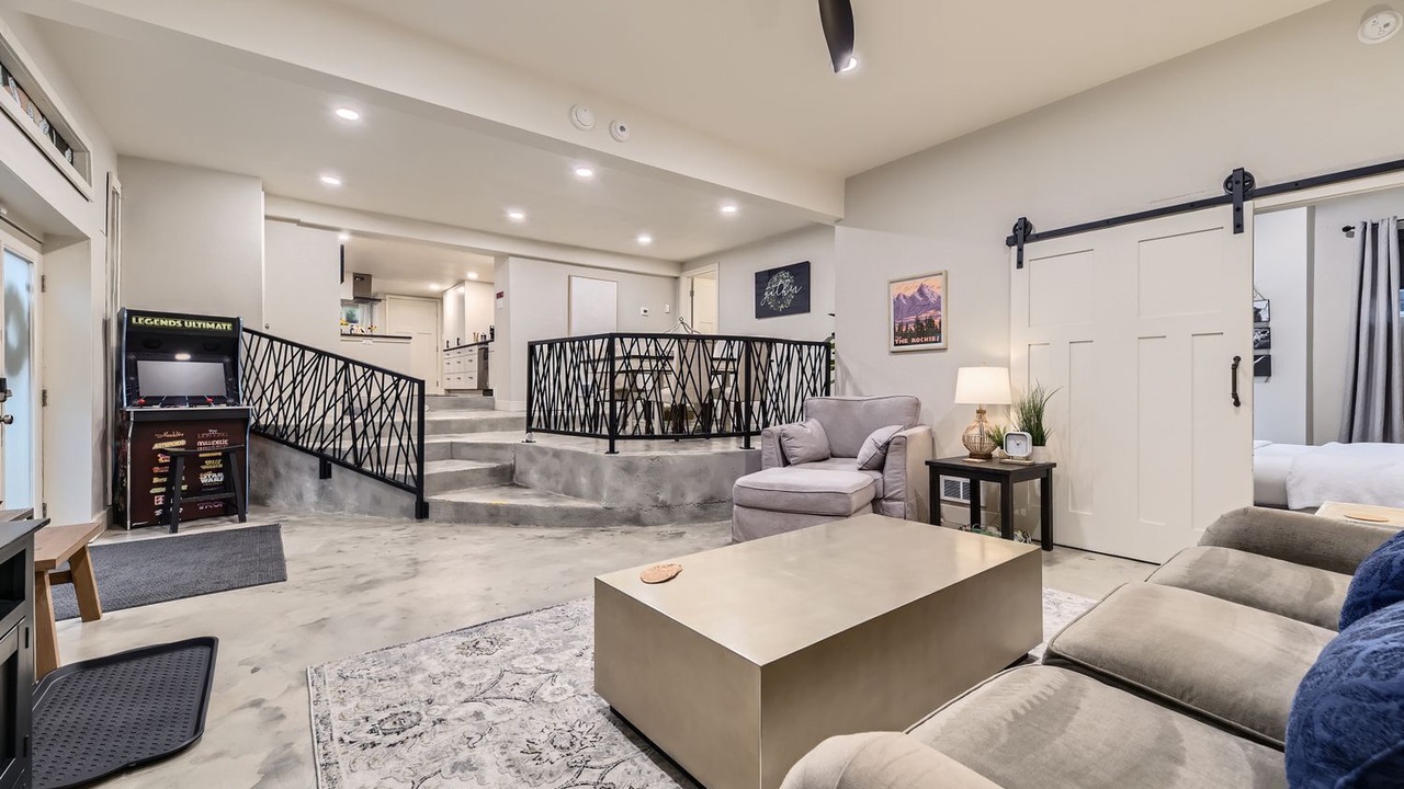Photo of Livingroom in Old North End