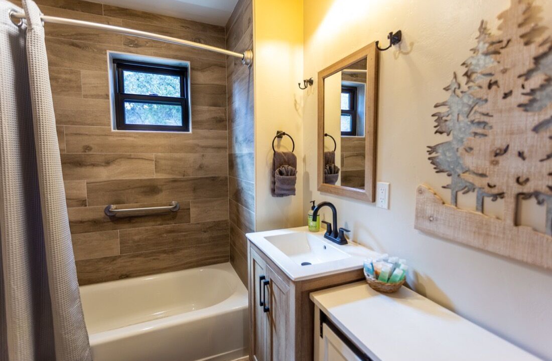 Photo of Bathroom in Collbran