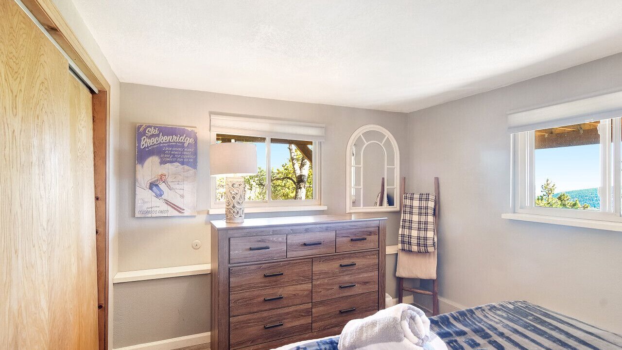 Photo of Bedroom in Evergreen