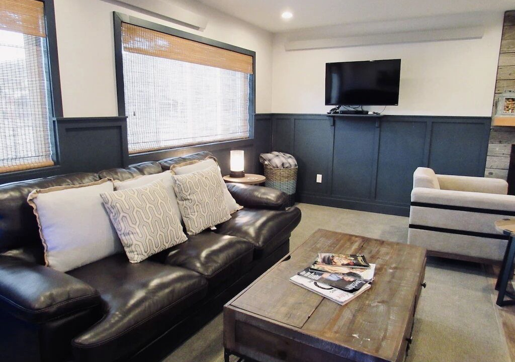 Photo of Livingroom in Grand Lake