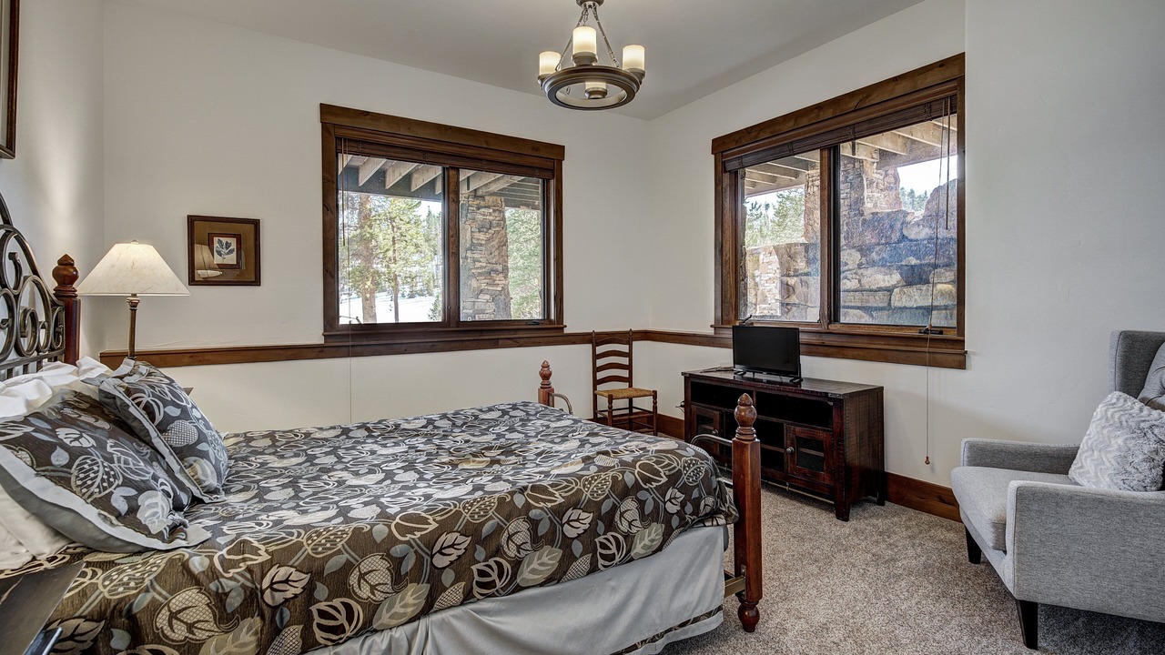 Photo of Bedroom in Braddock Hill