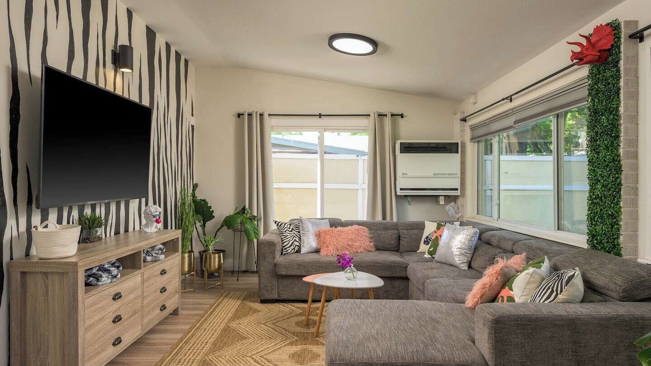 Photo of Livingroom in Berkley