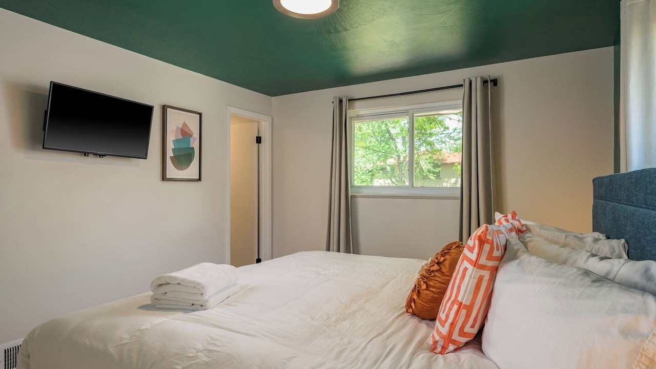Photo of Bedroom in Berkley