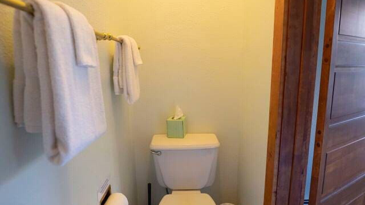 Photo of Bathroom in Palisade