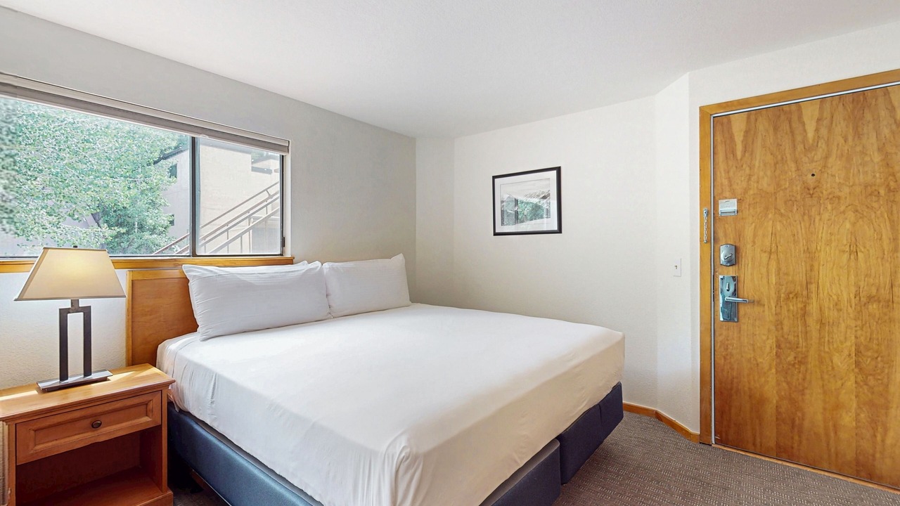 Photo of Bedroom in West End
