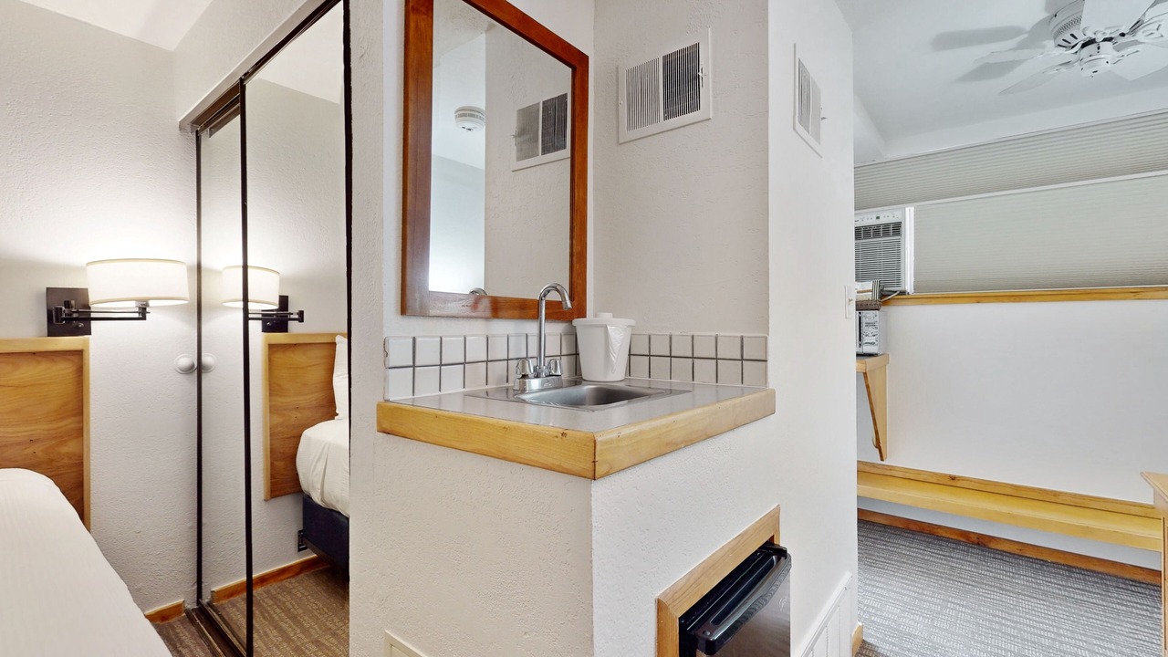 Photo of Bedroom in West End