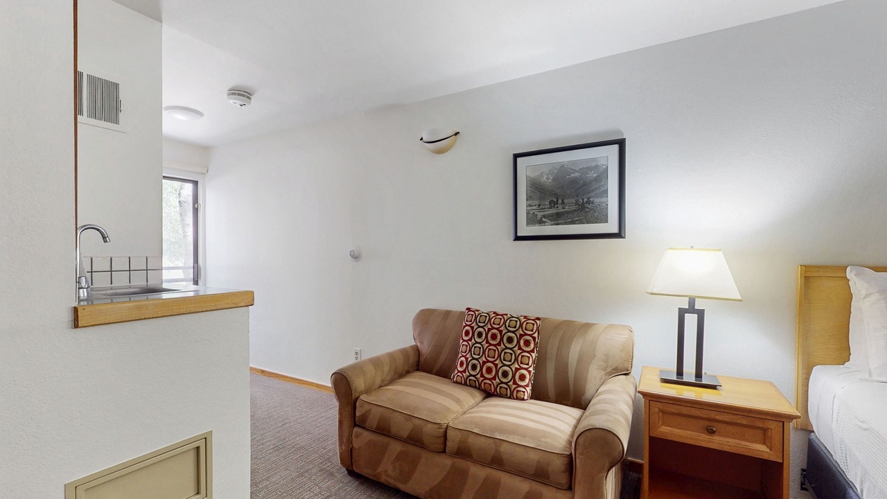 Photo of Livingroom in West End