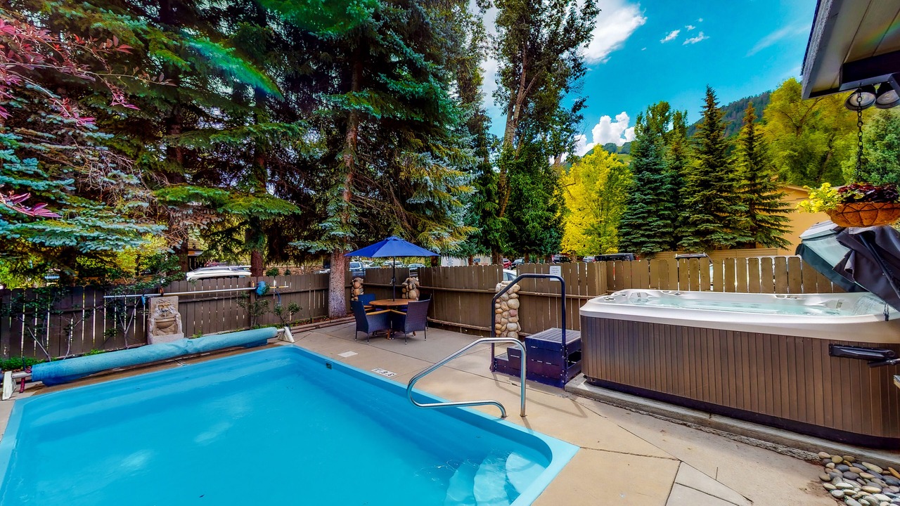 Photo of Outdoor in West End