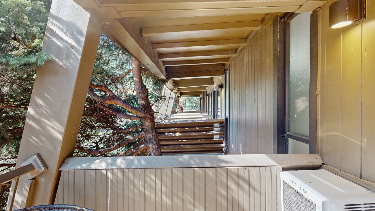 Photo of Outdoor in West End