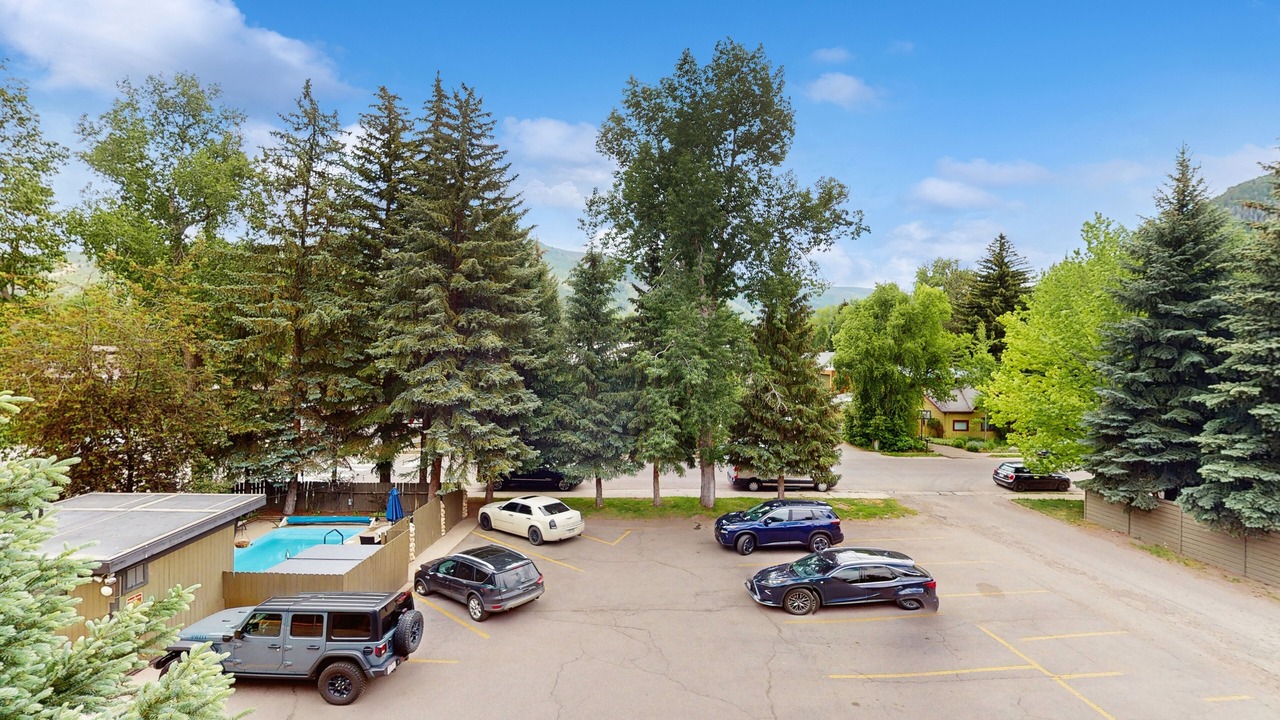 Photo of Outdoor in West End
